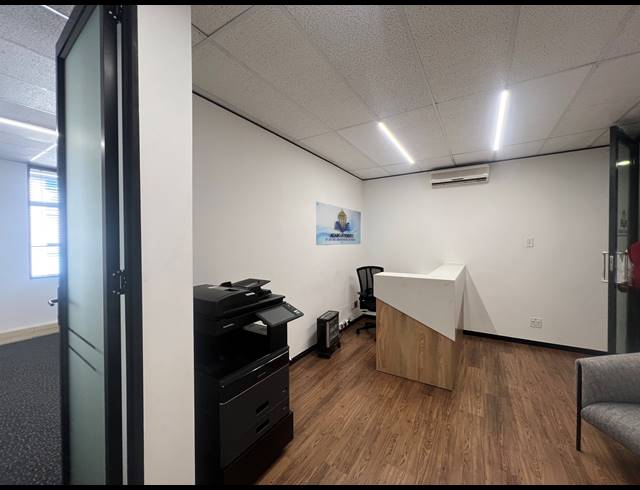 121M² OFFICE TO LET IN ILLOVO